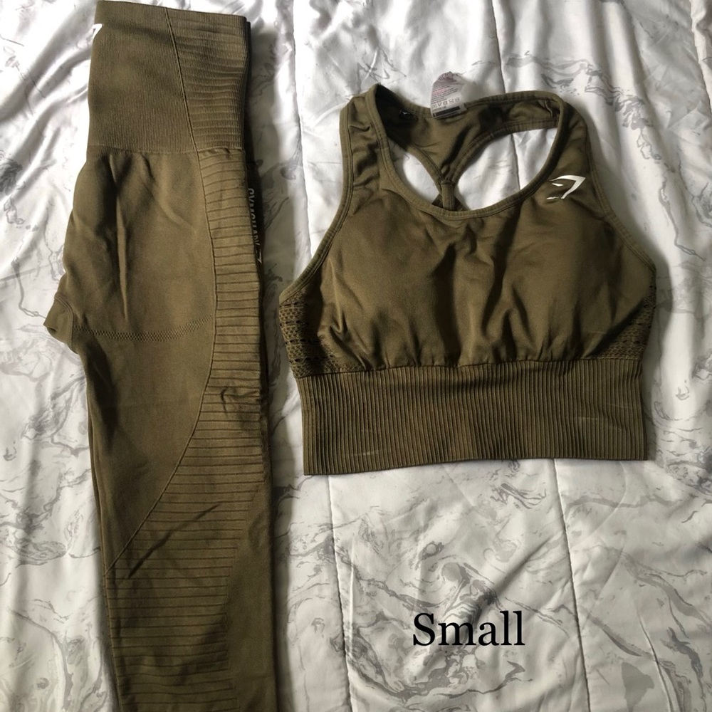 Gymshark green army energy set